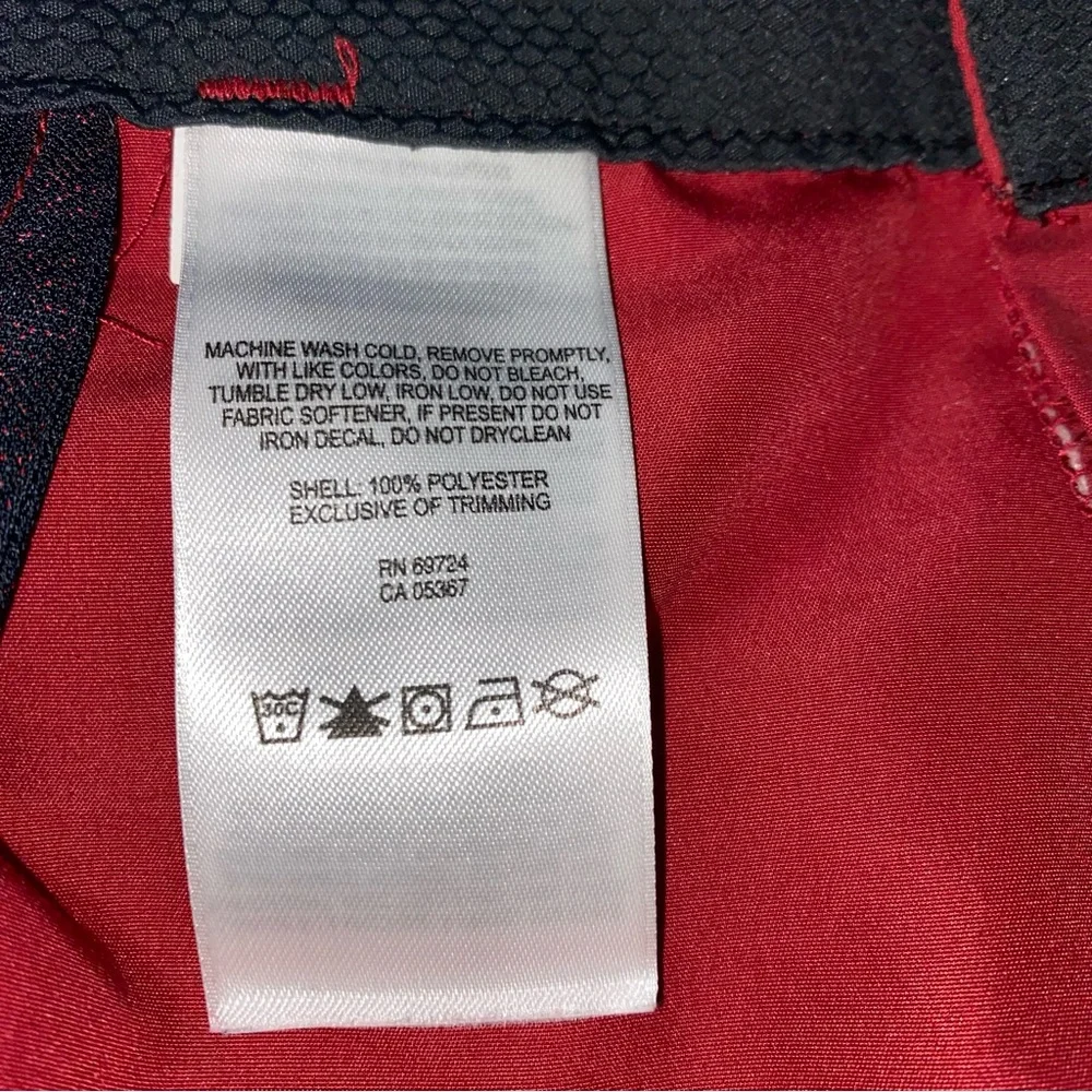 Columbia brick red quick dry shorts 10